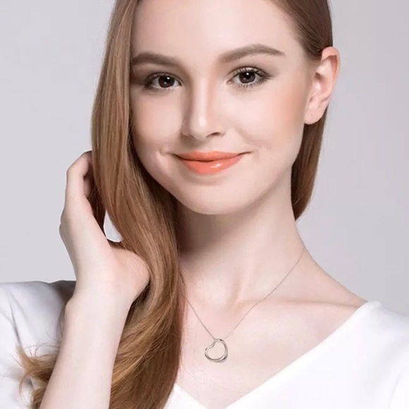 925 Sterling Silver Hollow Heart Necklace - Picture 6 of 7